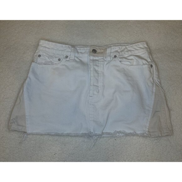 We the Free Denim White Mini Skirt Women's Sz 29 Distressed raw Hem Button Fly - Picture 1 of 5